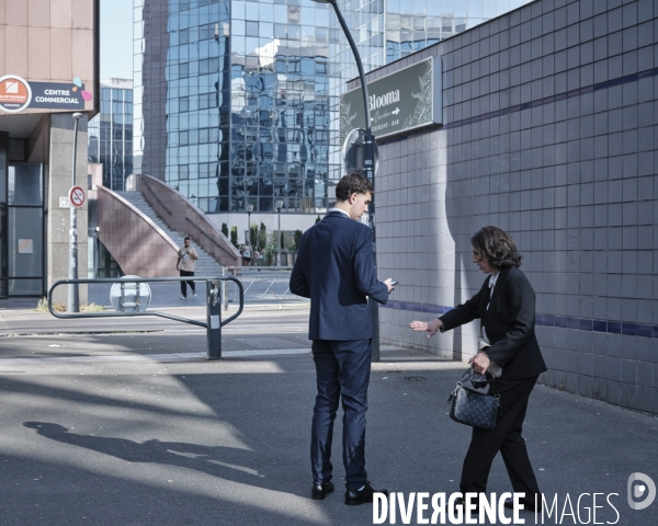 Fontenay-sous-bois quartier du Val de Fontenay, sentier du bois de l’Aulnay, un couple