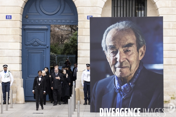 Cérémonie d’hommage à Robert Badinter