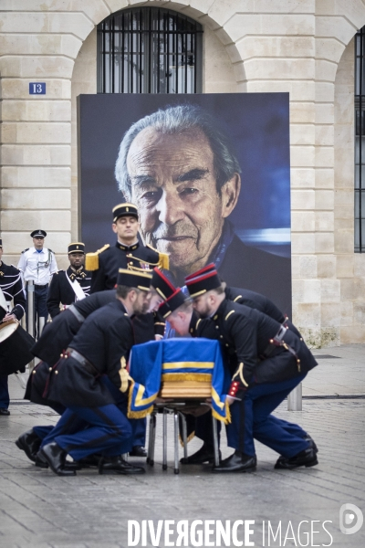 Cérémonie d’hommage à Robert Badinter