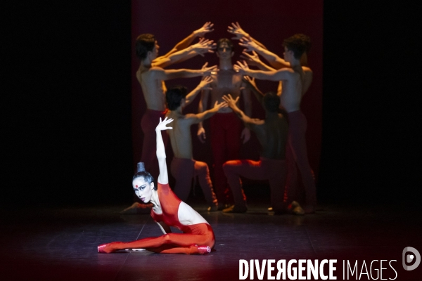 BHAKTI III de Maurice Béjart
