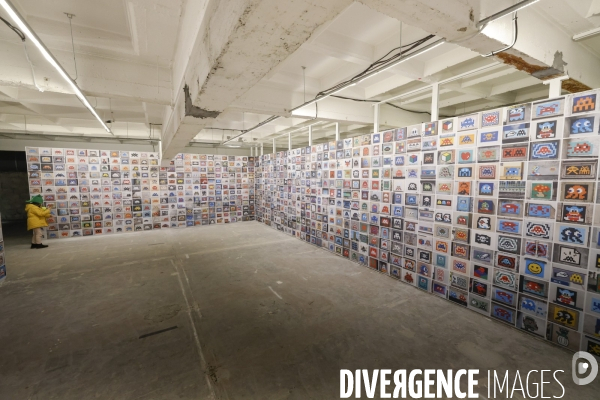 Exposition invader space station a paris