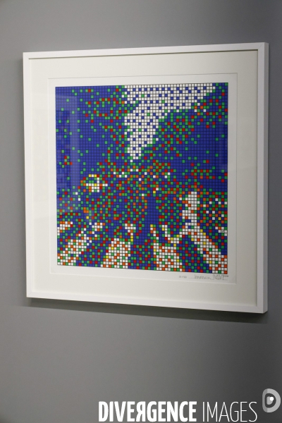 Exposition invader space station a paris
