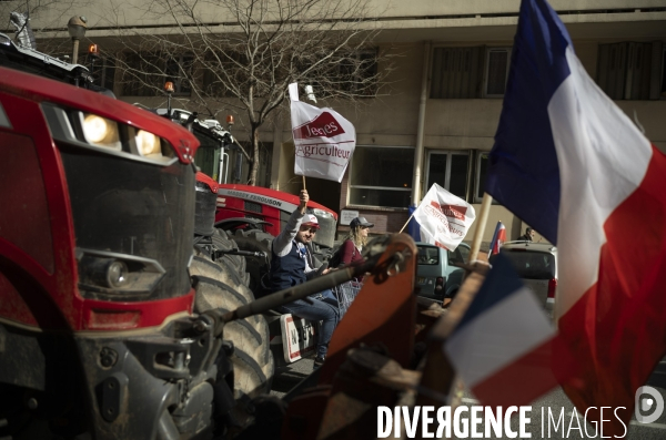 Las agriculteurs bloquent Marseille