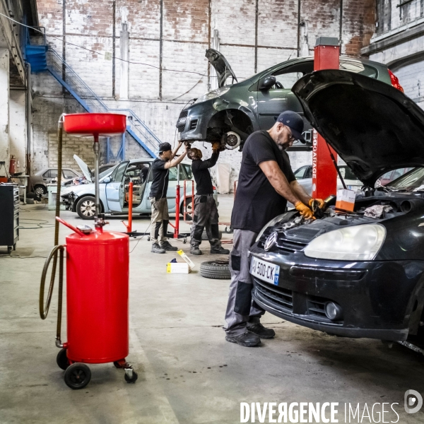 Garage solidaire MobilHub a la Courneuve en Seine Saint Denis.
