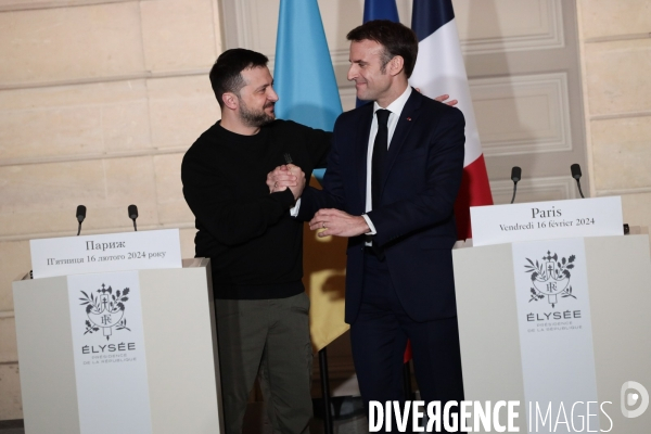 MACRON-ZELENSKY - Signature de l’accord bilatéral