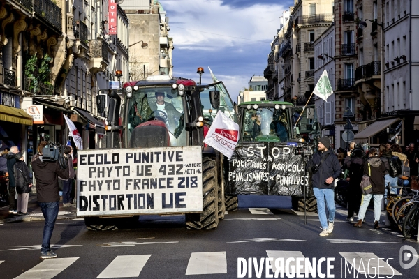 Manifestation Tracteurs Jeunes Agriculteurs et FNSEA  Paris