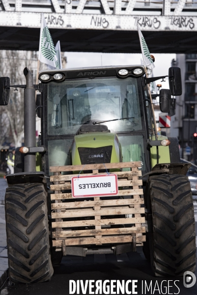 Le cortège des tracteurs