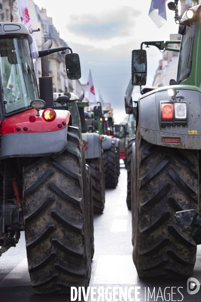 Le cortège des tracteurs