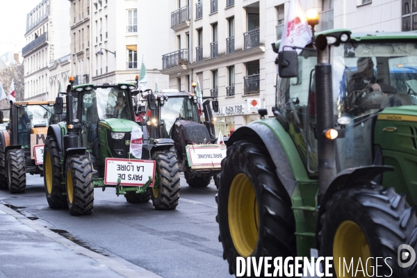 Le cortège des tracteurs
