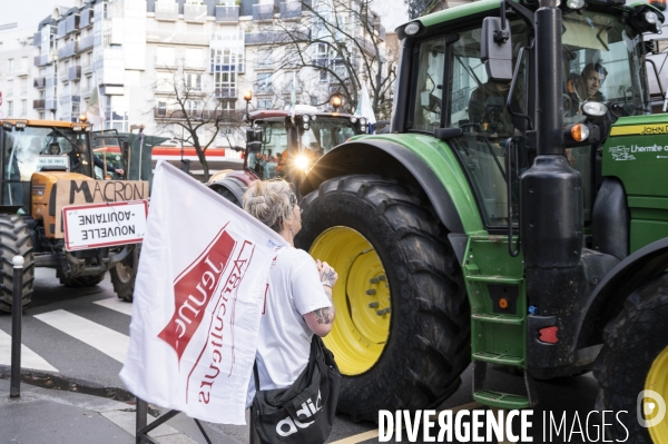 Le cortège des tracteurs
