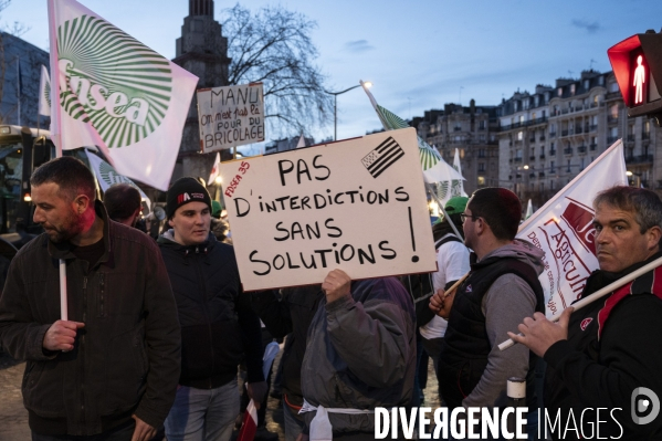 Le cortège des tracteurs