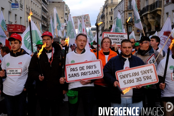 Les tracteurs sont entrés dans Paris