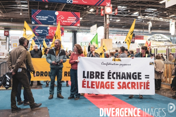 Salon de l agriculture - Manifestation Confederation paysanne