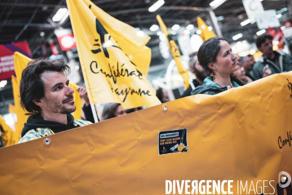 Salon de l agriculture - Manifestation Confederation paysanne