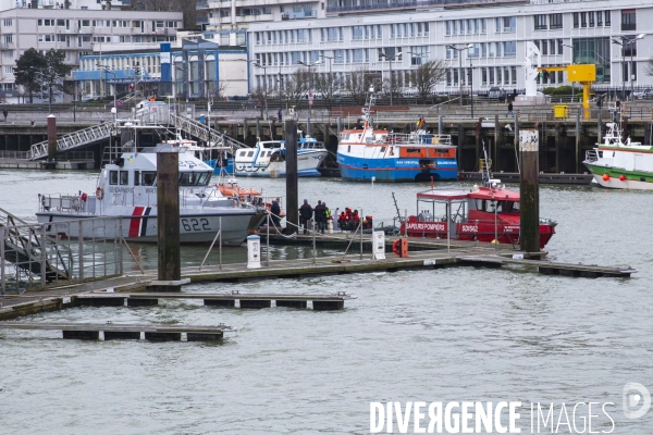 Exilés secourus au large de Calais