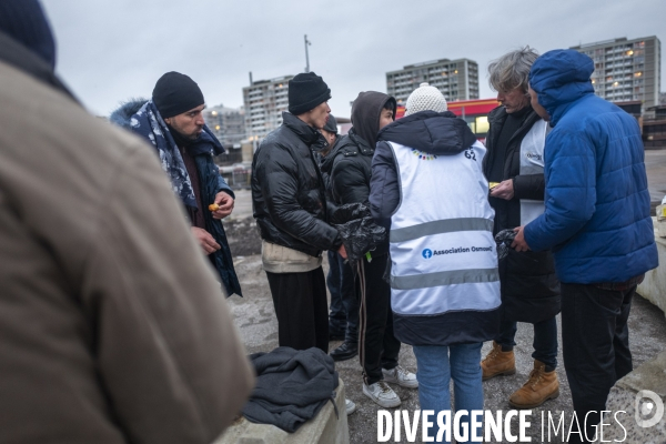 Exilés secourus au large de Calais