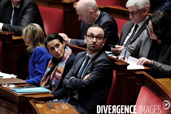 Assemblée Nationale / Questions aux gouvernement