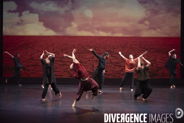NOMAD de Sidi Larbi Cherkaoui