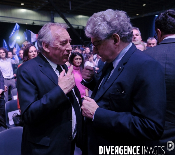 Elections européennes / Premier Meeting de Besoin d Europe
