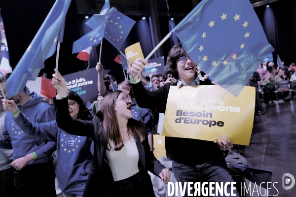 Elections européennes / Premier Meeting de Besoin d Europe