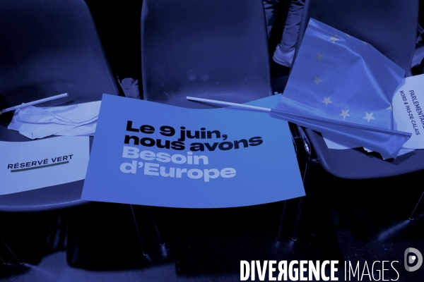 Elections européennes / Premier Meeting de Besoin d Europe