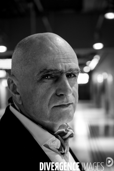 Luc Lang, auteur.
