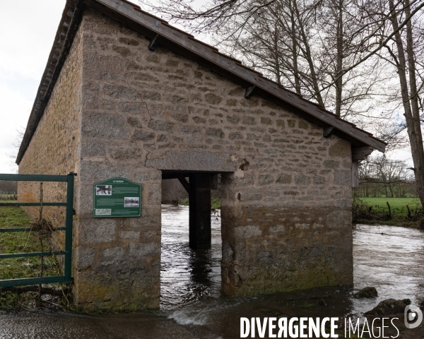 Inondations - riviere en alerte vigicrue