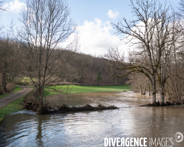 Inondations - riviere en alerte vigicrue