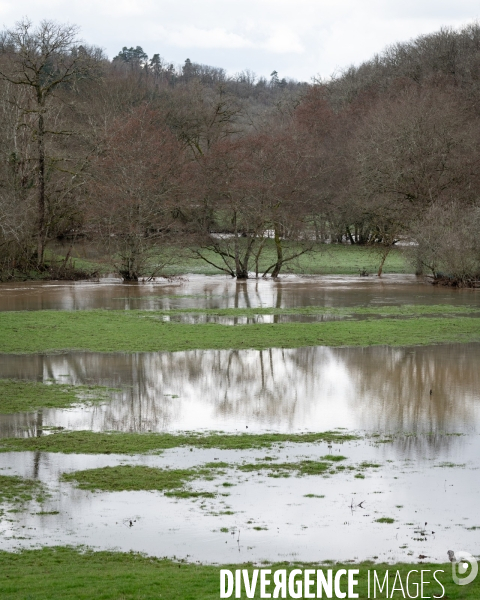 Inondations - riviere en alerte vigicrue