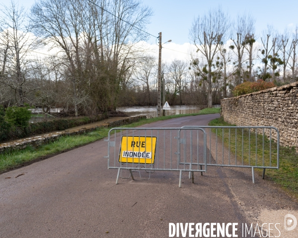 Inondations - riviere en alerte vigicrue