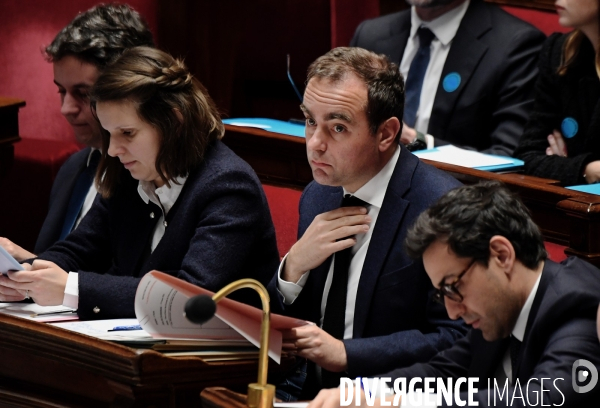 Assemblee Nationale / Débat et vote sur l accord de sécurité franco ukrainien et la situation en ukraine