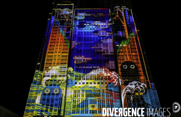 Le plus grand video mapping au monde illumine les tours du gouvernement metropolitain de tokyo