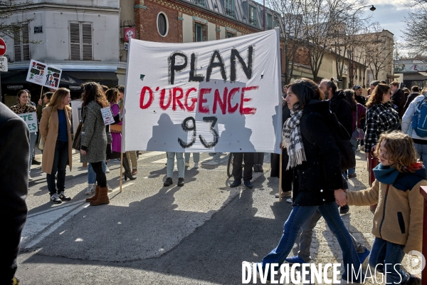 Manifestation pour le plan d urgence et contre la réforme