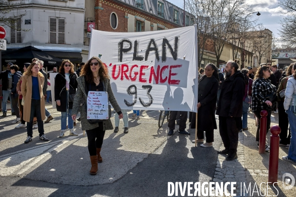 Manifestation pour le plan d urgence et contre la réforme