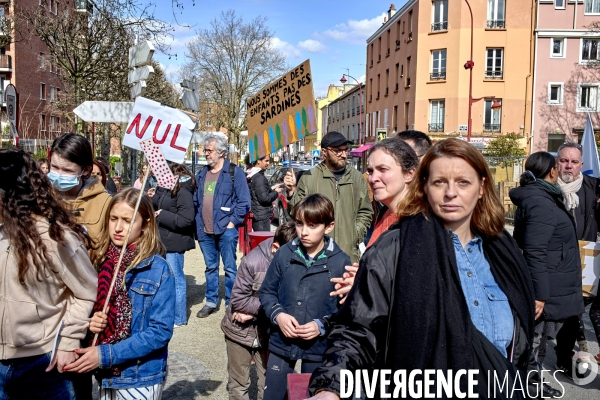 Manifestation pour le plan d urgence et contre la réforme