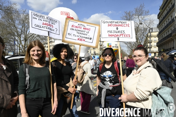 Manifestation dans la fonction publique, à Paris. Public sector workers demonstrate.