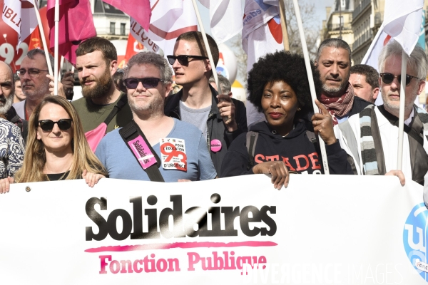 Manifestation dans la fonction publique, à Paris. Public sector workers demonstrate.