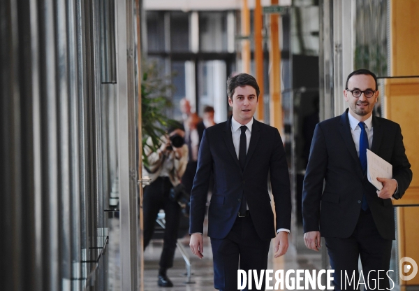 Gabriel Attal et Thomas Cazenave présentent le bilan du plan de lutte contre les fraudes