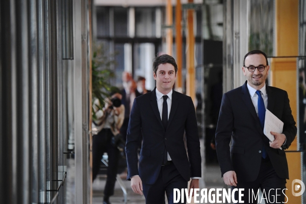 Gabriel Attal et Thomas Cazenave présentent le bilan du plan de lutte contre les fraudes