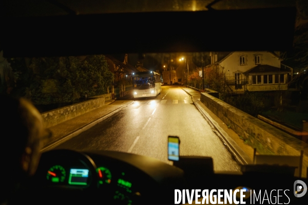 Dans le car scolaire de 6h52, avec des lycéens bretons