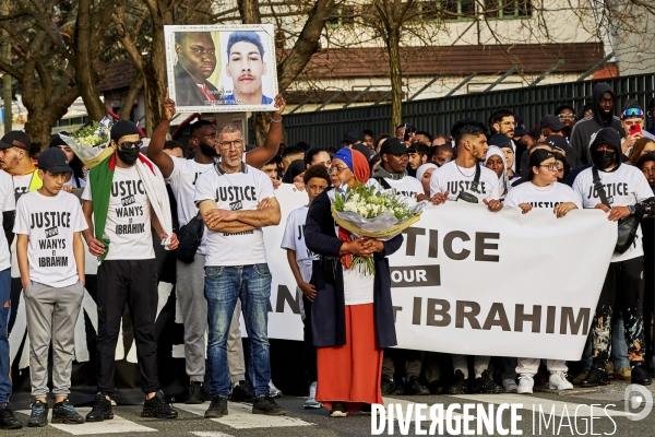 Marche blanche pour Wanys à la Courneuve et Aubervilliers