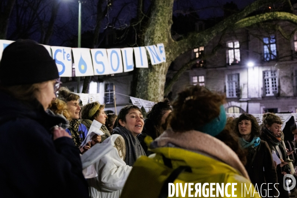 Anniversaire de la manifestation contre les mega-bassines à Sainte-Soline