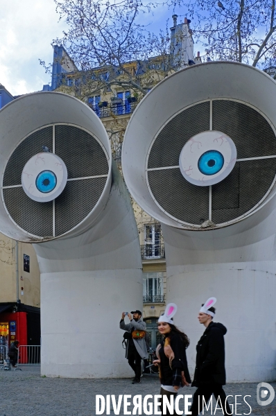 Only on piazza Beaubourg !
