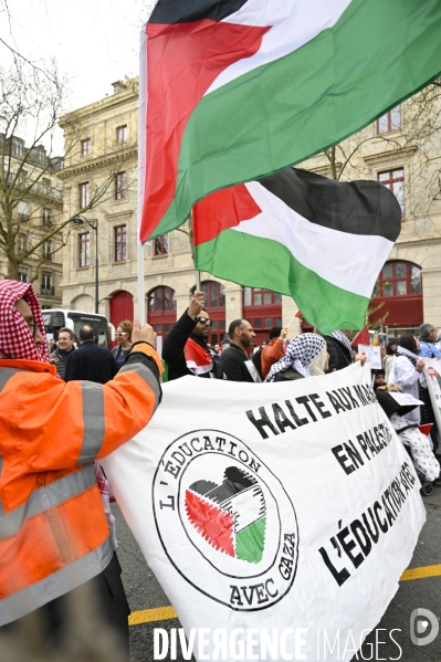 Conflit Israelo Palestinien. Manifestation  Gaza stop génocide  , à Paris. Israel-Gaza conflict.