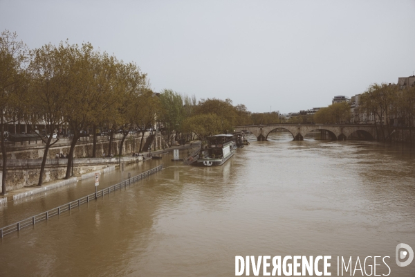 Crue de la Seine