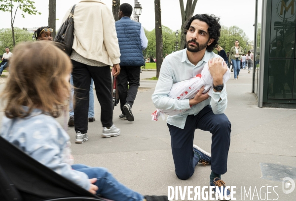 Conflit Israelo Palestinien.   Grève de la faim en soutien à Gaza   , Paris, le 6 avril. Israel-Gaza conflict.