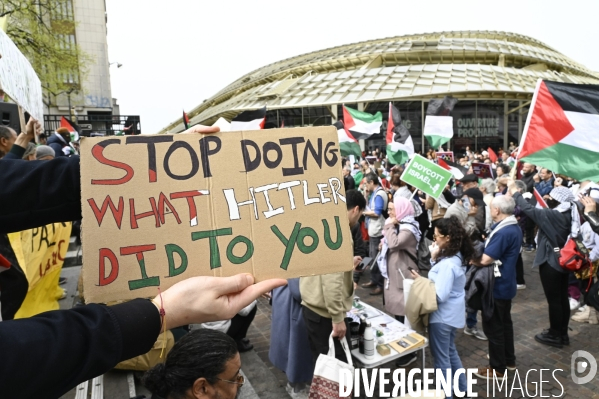Rassemblement en soutien a la palestine.  Gaza stop génocide  , à Paris. Israel-Gaza conflict. FREE PALESTINE
