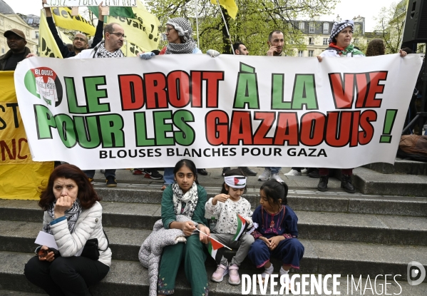Rassemblement en soutien a la palestine.  Gaza stop génocide  , à Paris. Israel-Gaza conflict. FREE PALESTINE