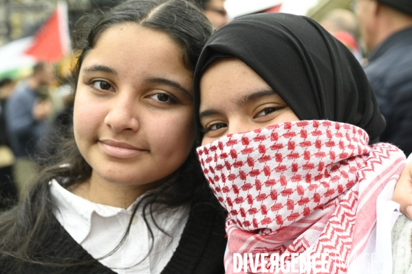 Rassemblement en soutien a la palestine.  Gaza stop génocide  , à Paris. Israel-Gaza conflict. FREE PALESTINE