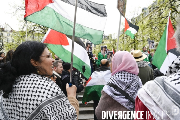 Rassemblement en soutien a la palestine.  Gaza stop génocide  , à Paris. Israel-Gaza conflict. FREE PALESTINE